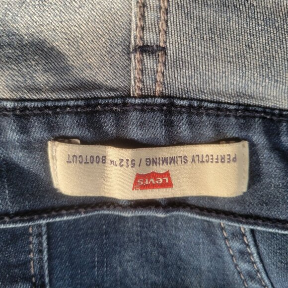 Levis Womens 312 Shaping Bootcut Jeans Medium Wash Denim Size 16M Cotton & Elast - Picture 4 of 5